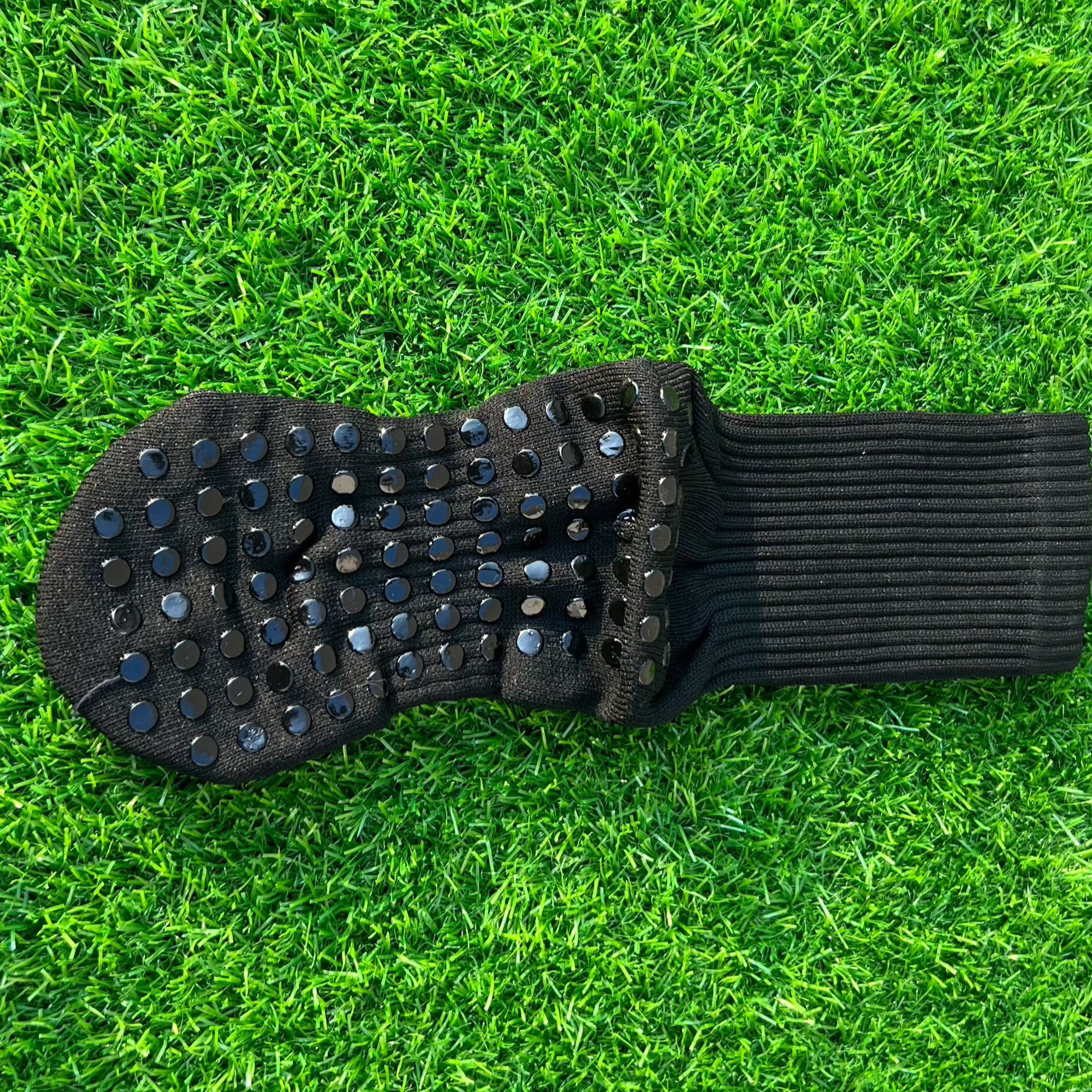 Sportify Grip Socks in Black