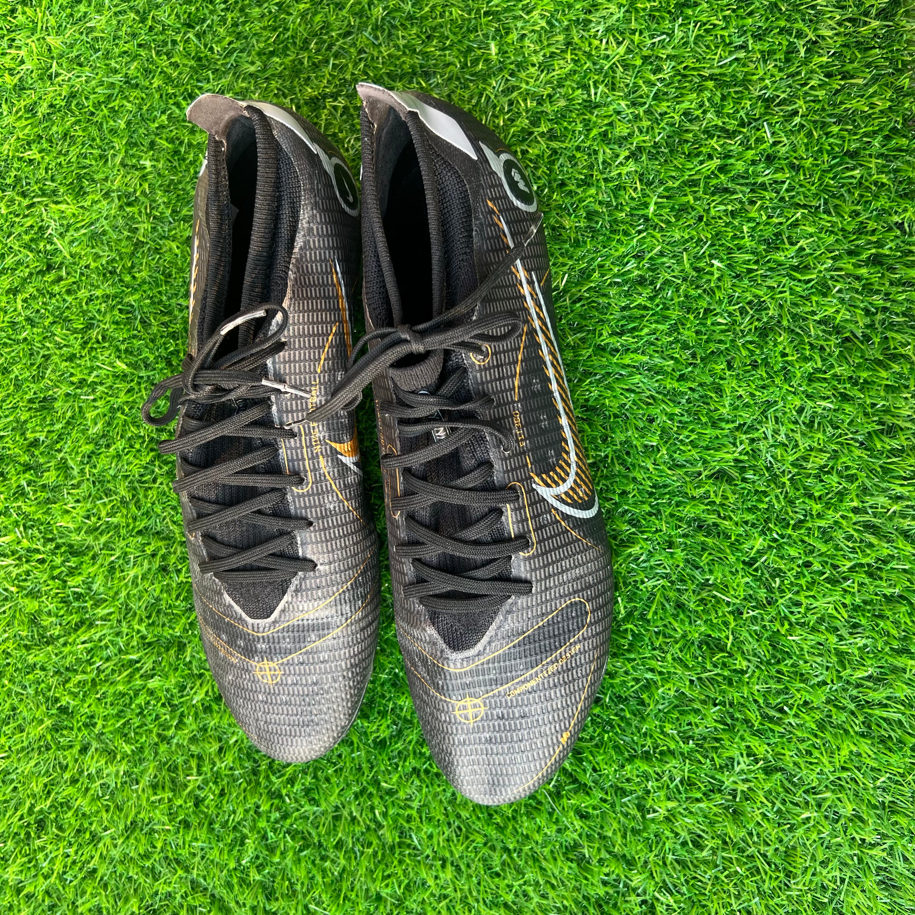 Mercurial Vapor 14 Pro FG Black Gold Soccer Cleats Size UK 9.5/ EU 44.5