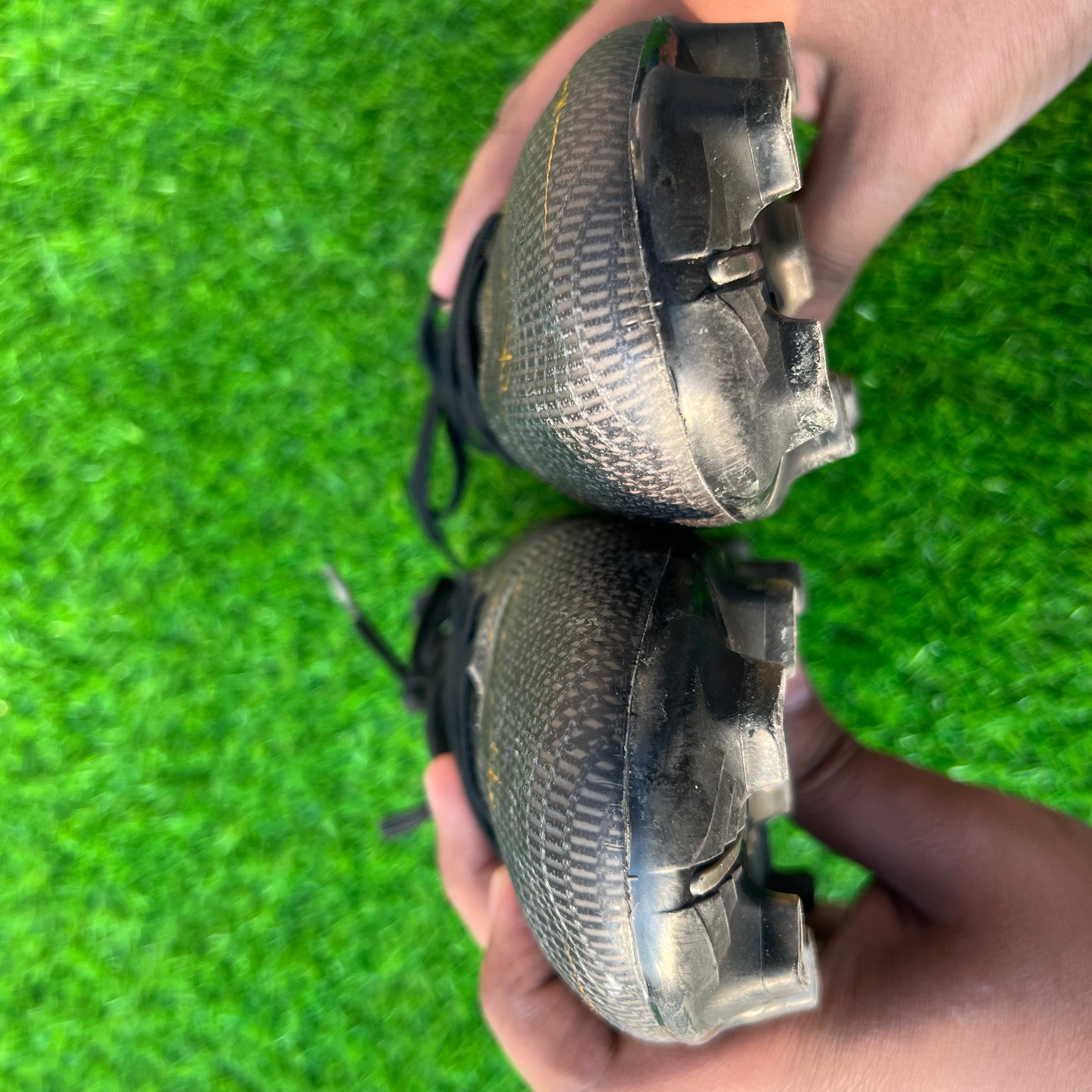 Mercurial Vapor 14 Pro FG Black Gold Soccer Cleats Size UK 9.5/ EU 44.5