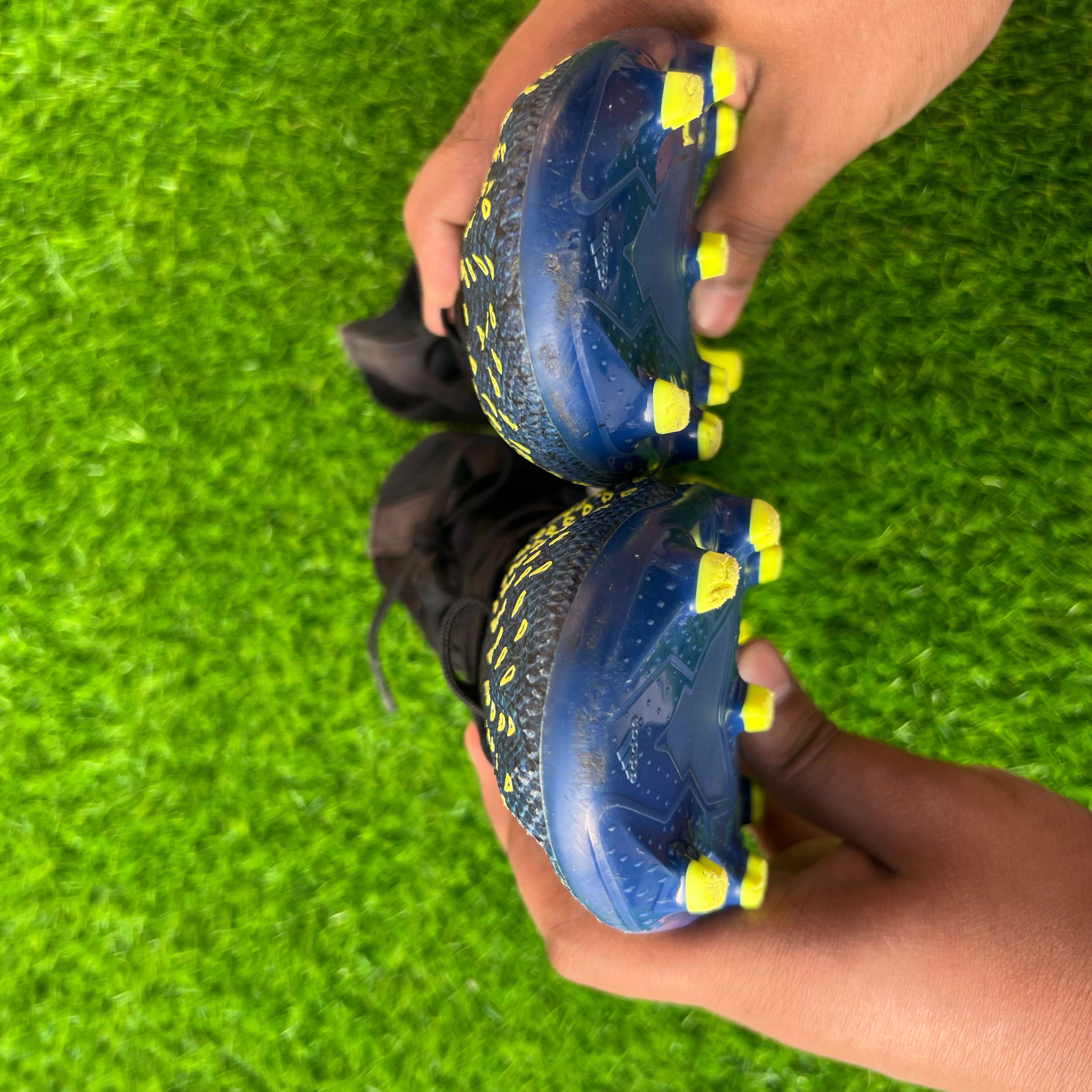 Predator Freak.3 FG Size UK 7 / EU 41