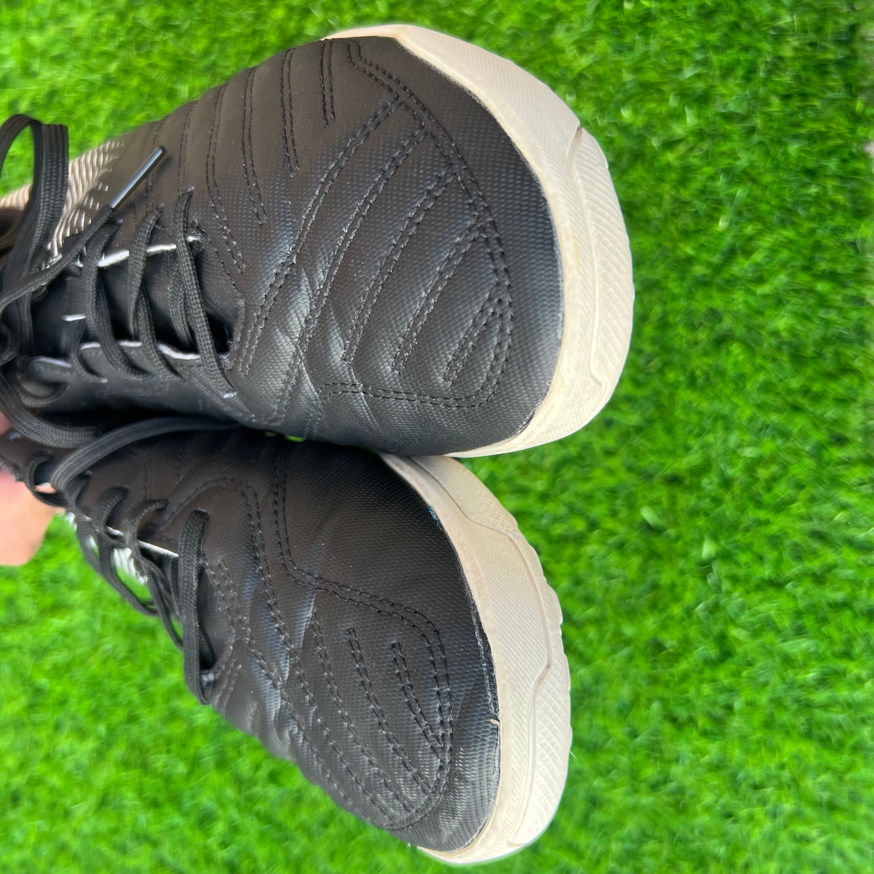 Kipsta Soccer Shoes UK 8 / EU 42