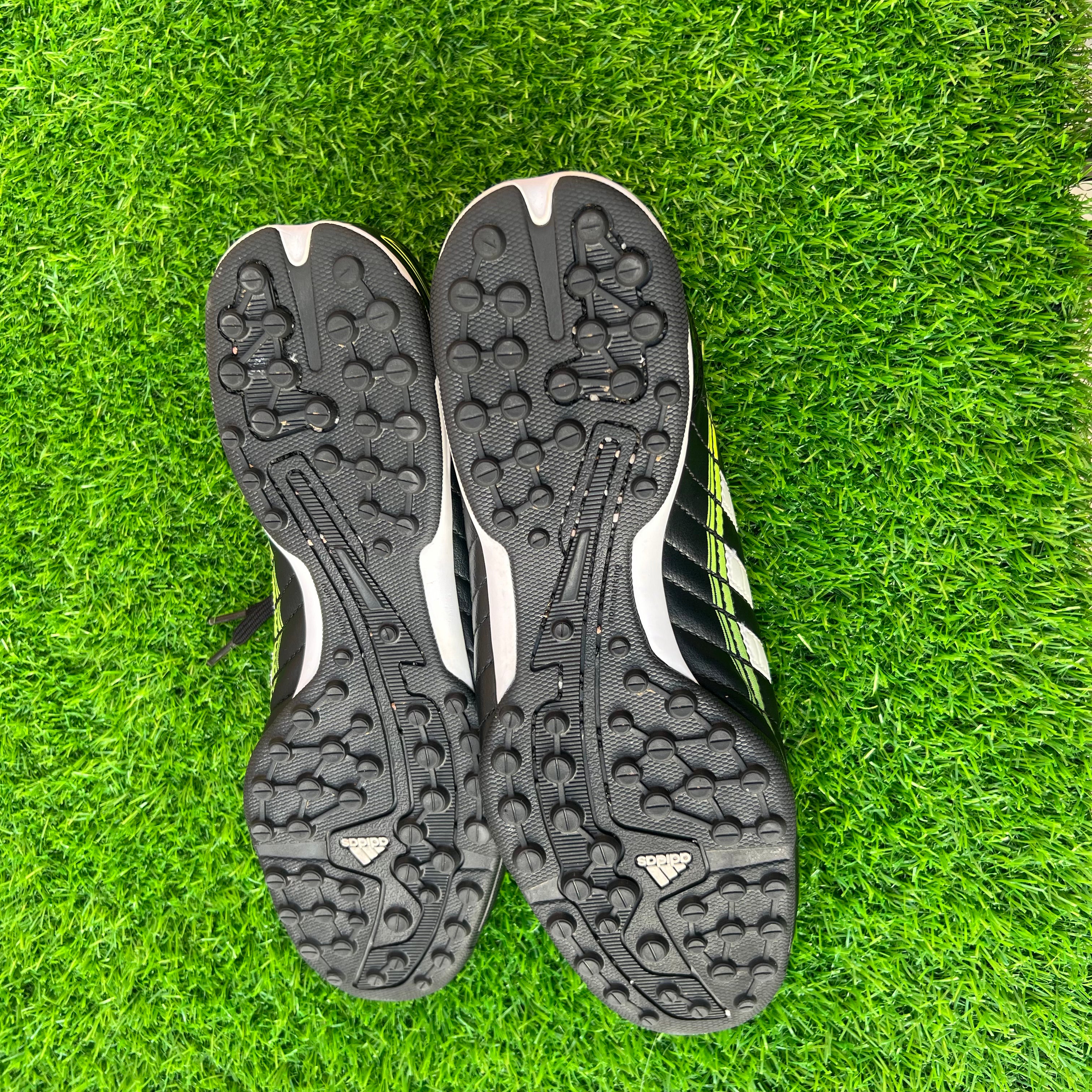 Adidas Leather Gripper UK 9 / EU 43