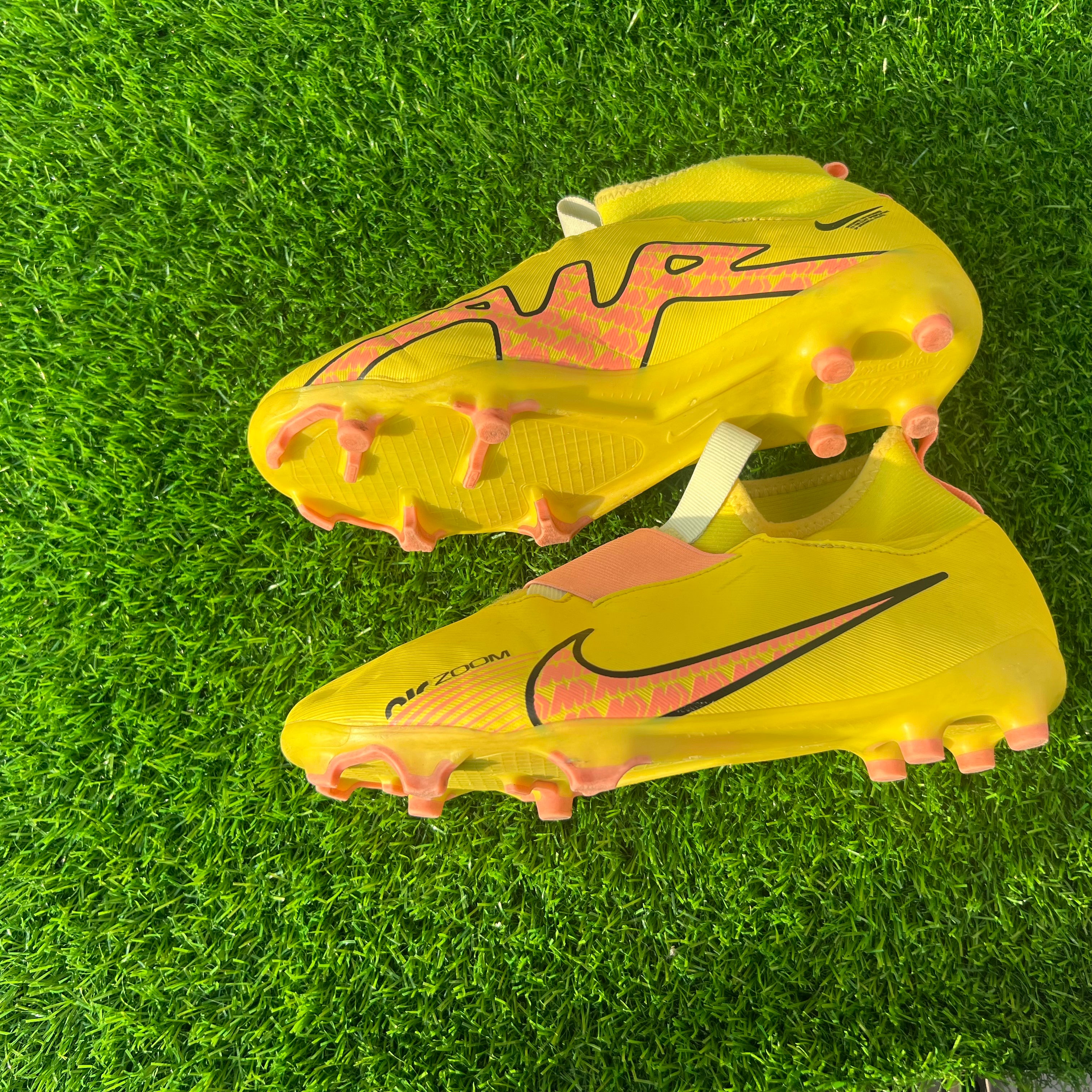 Nike JR FG MERCURIAL SUPERFLY 9 Size UK 5.5 / EU 38.5
