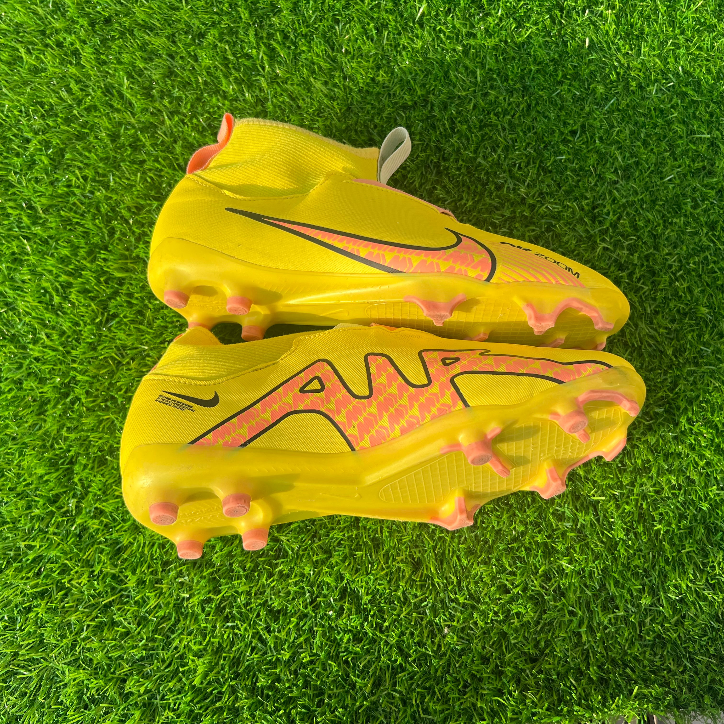 Nike JR FG MERCURIAL SUPERFLY 9 Size UK 5.5 / EU 38.5