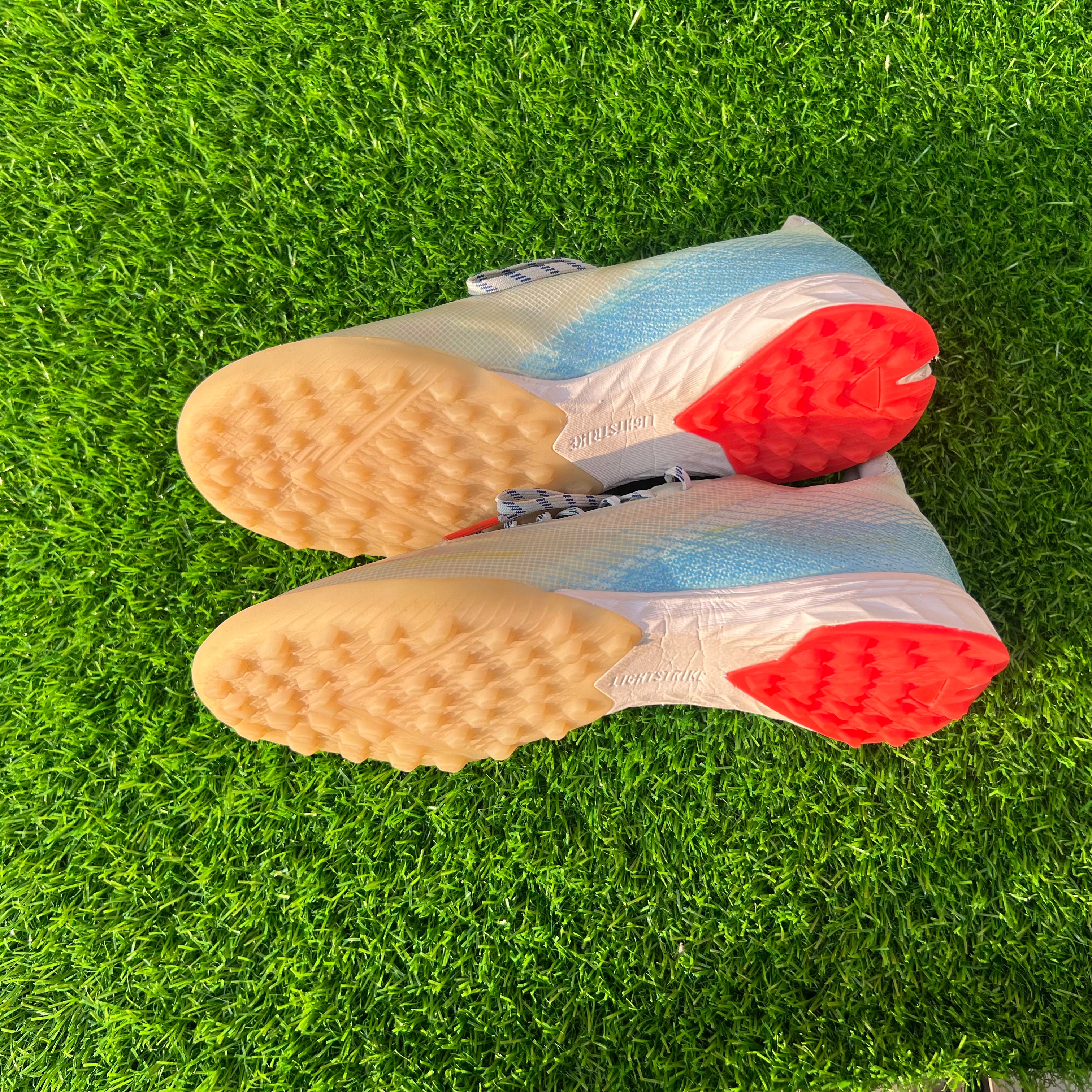 Adidas lightstrike gripper shoes Size UK 5 / EU 38