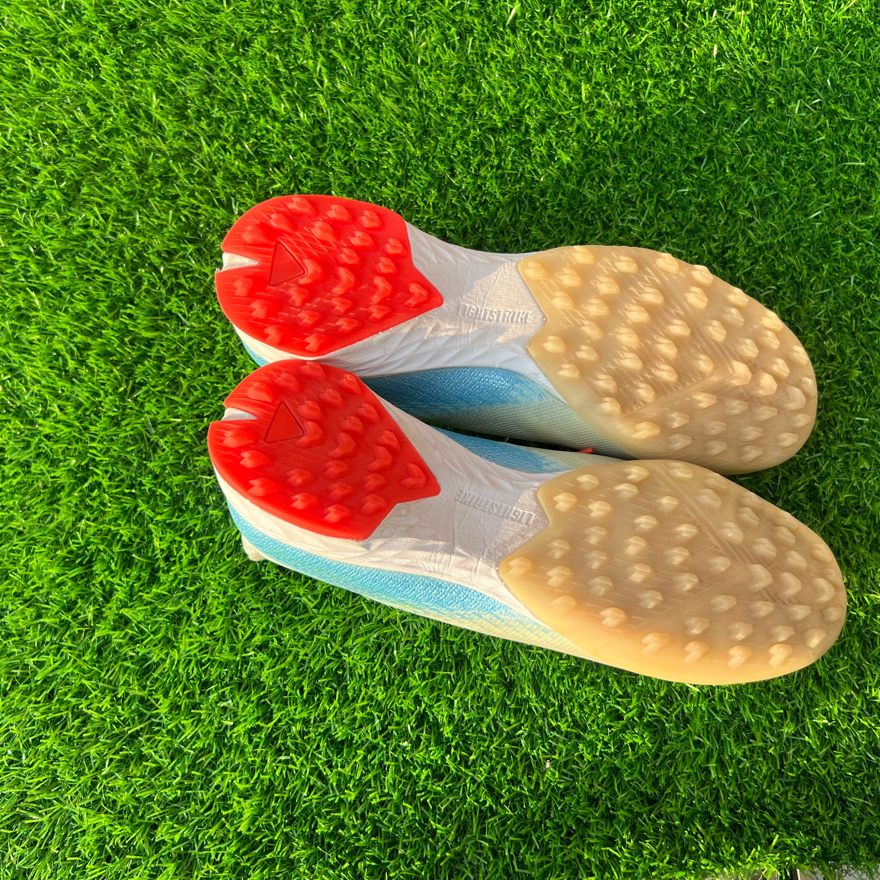 Adidas lightstrike gripper shoes Size UK 5 / EU 38