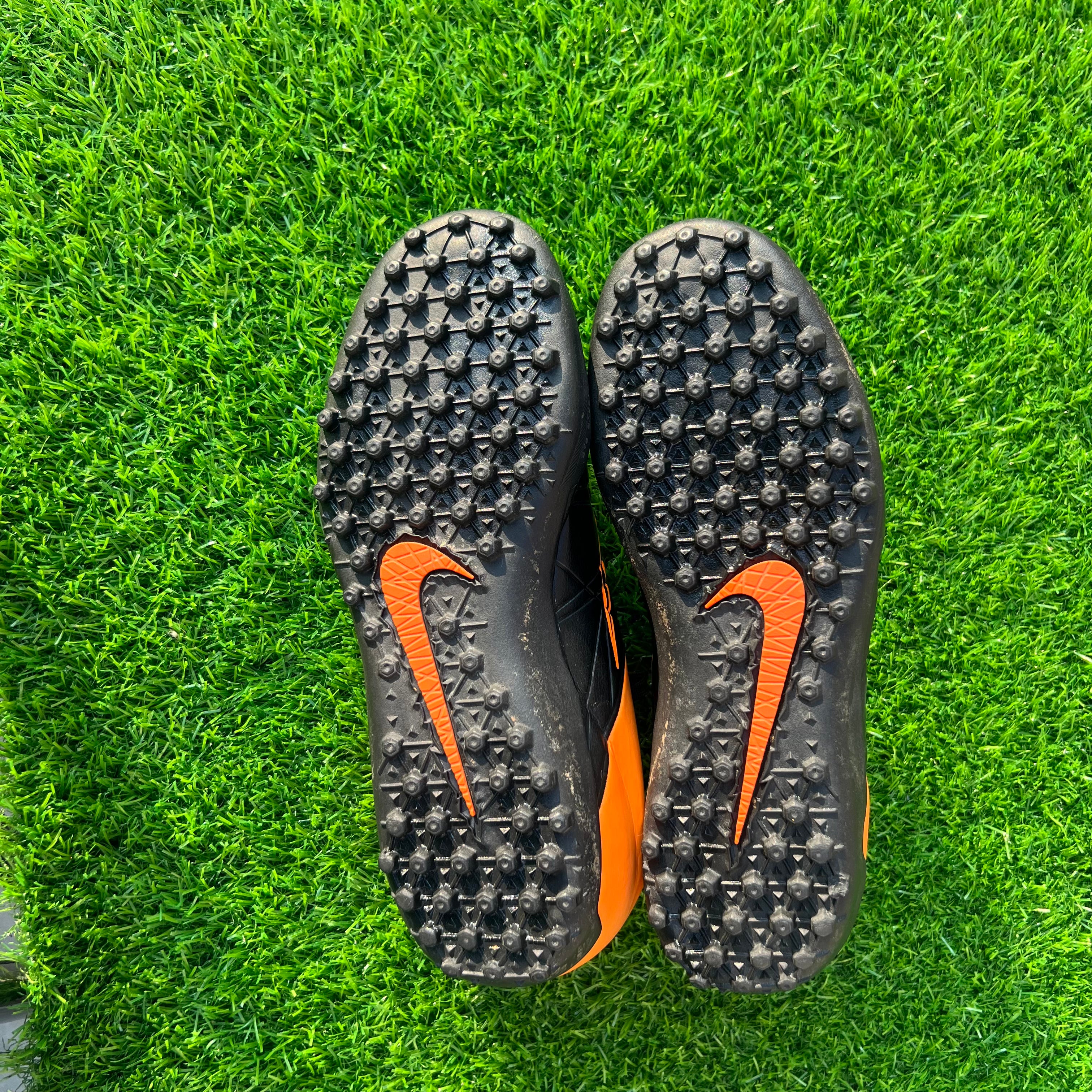 Nike Hypervenom Phelon II TF Black Size UK 5.5 / EU 38.5