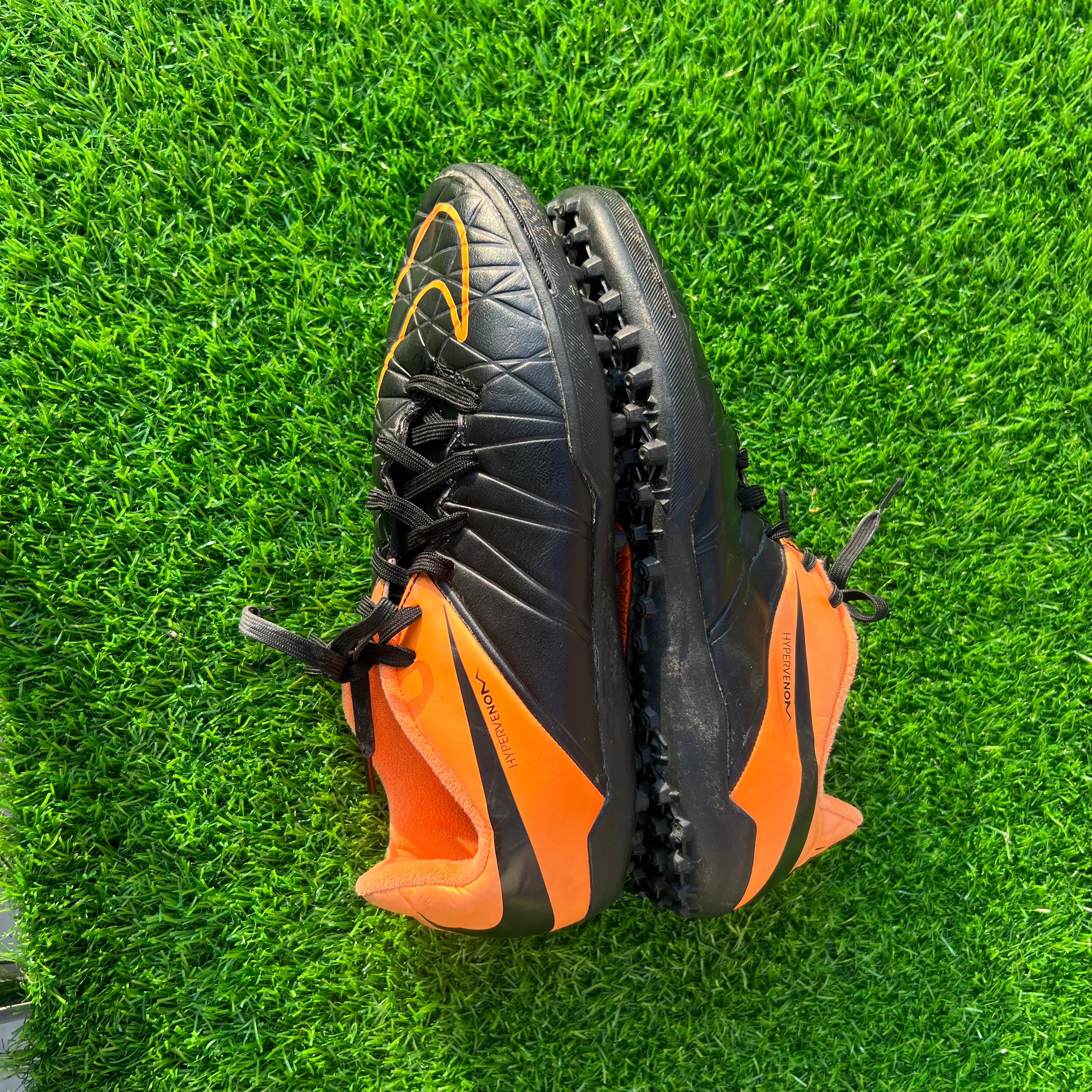 Nike Hypervenom Phelon II TF Black Size UK 5.5 / EU 38.5
