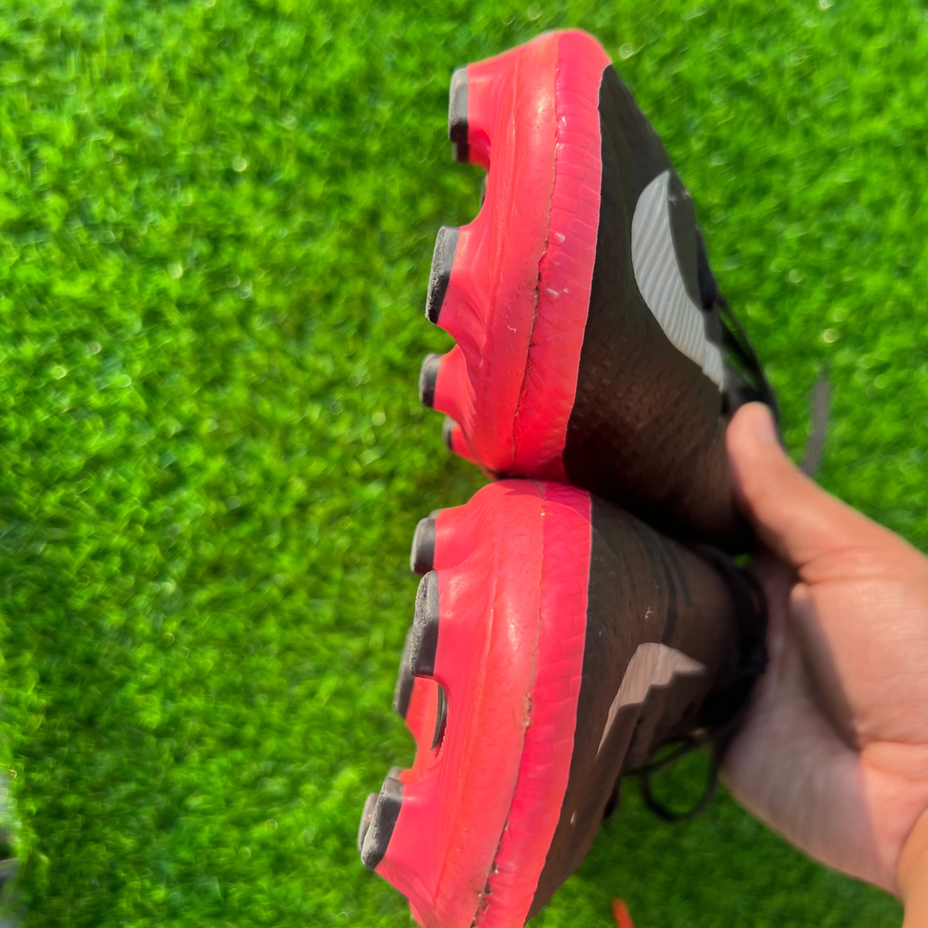 Nike Phantom GT Academy MG Size UK 9 / EU 43