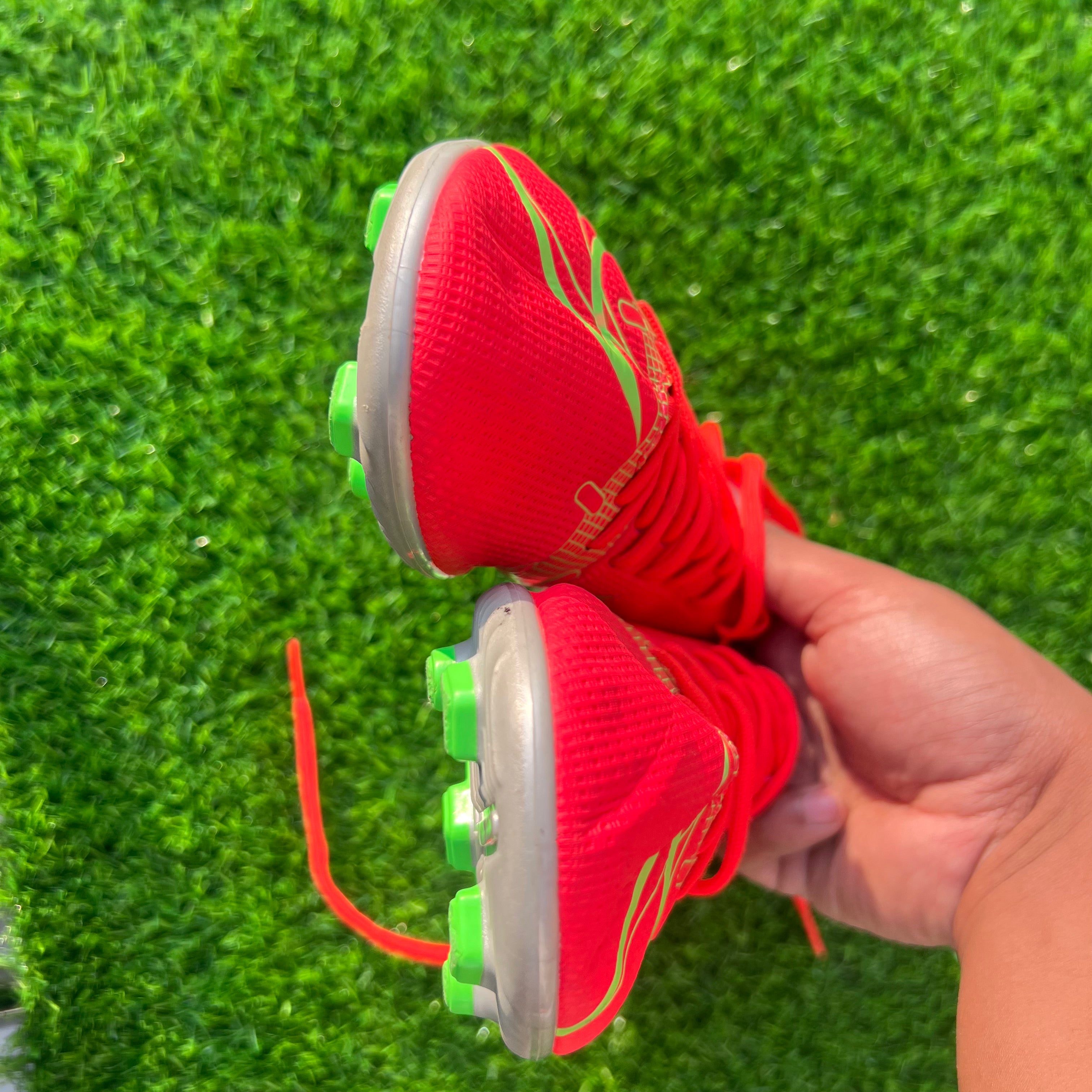 NIKE MERCURIAL SUPERFLY 8 Size UK 5.5 / EU 38.5
