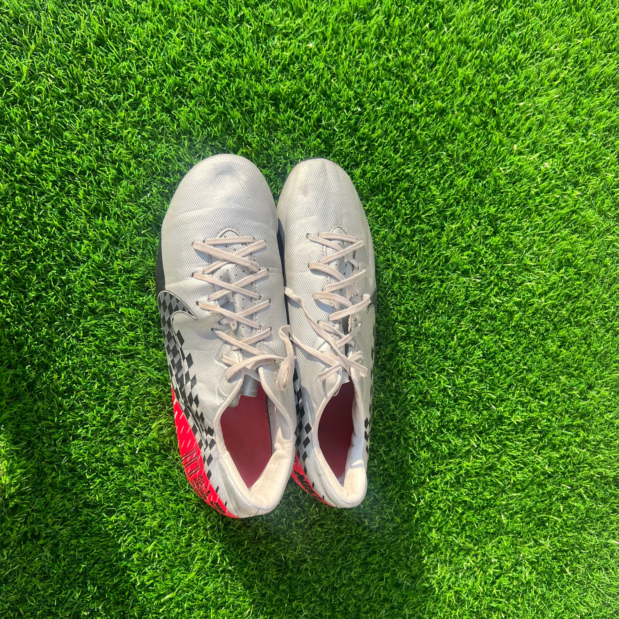mercurial vapor 13 academy fg