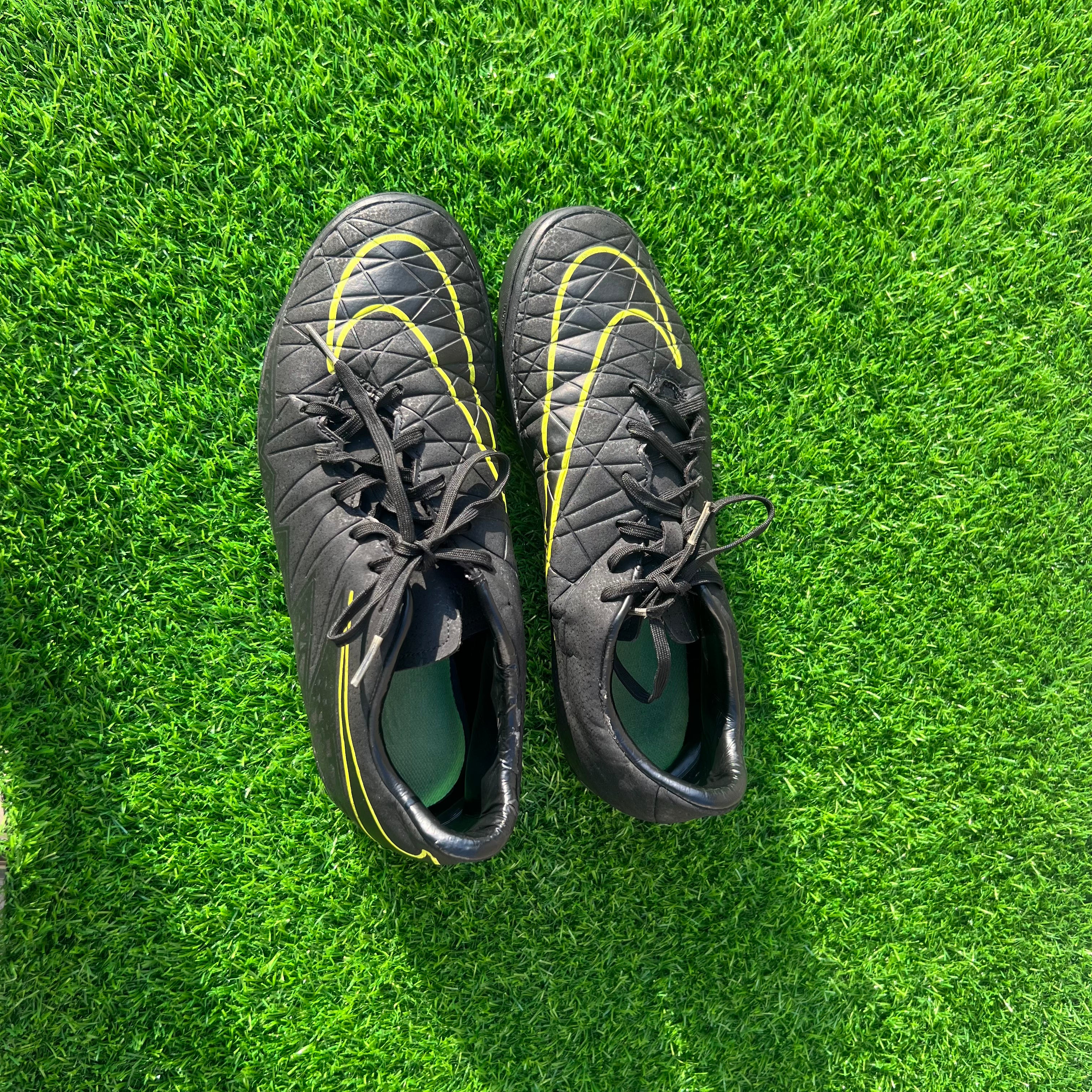 Nike Hypervenom Phelon II TF Indoor Turf Size UK 8.5 / EU 43