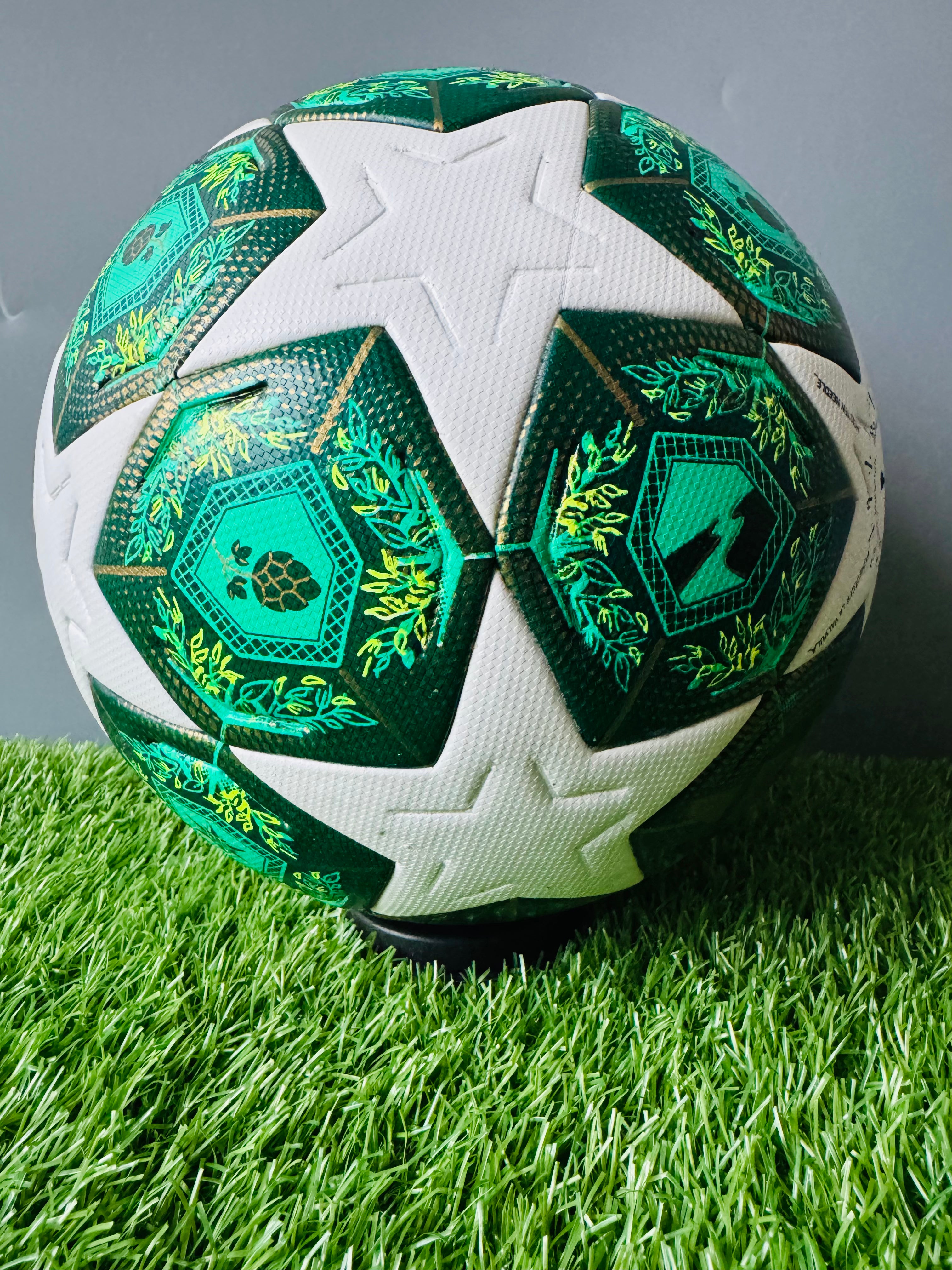 UEFA Champions League Pro Knockout Phase Ball 24/25